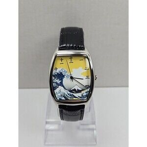 J Axis Great Wave Dial Japanese Kanji Quartz Tonneau Silver Leather New Battery